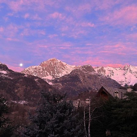 Courmayeur~Navetta Gratuita Per Il Centro+Impianti Bagian luar foto